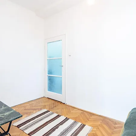 Apartment - Bright - Easy *