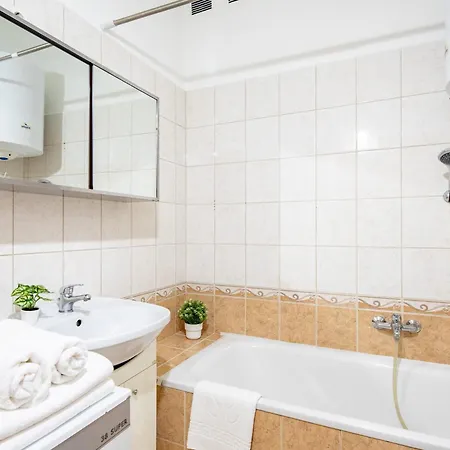 - Bright - Easy Apartment Budapest